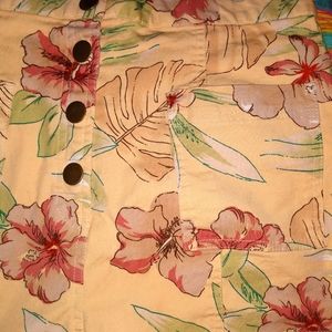 Urban outfitters high-waisted Floral Shorts